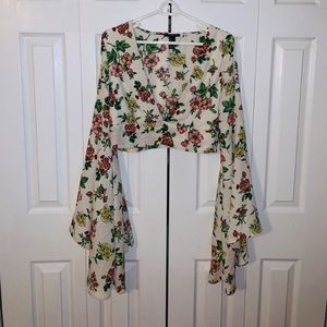 Forever 21 Floral Bell Sleeve Crop Top